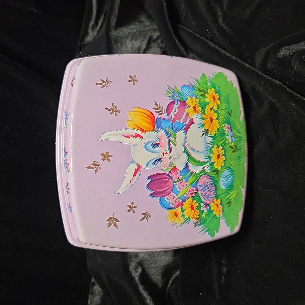 Ullman Co. Plastic Easter Bunny Candy Container Lavender Kitschy 1990s